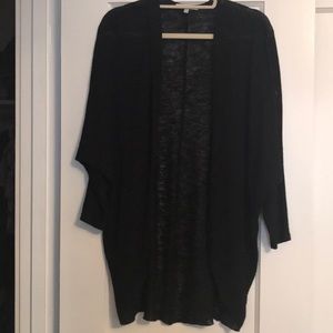 Black slouchy open sweater by Red Haute